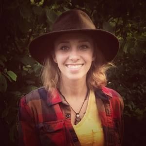 Meet your Posher, Dana